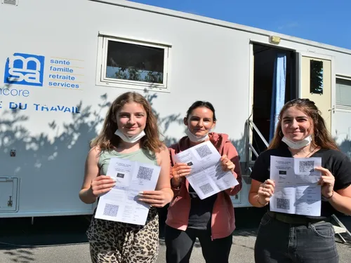 Reportage avec les vaccinés contraints, sur les routes du Morbihan